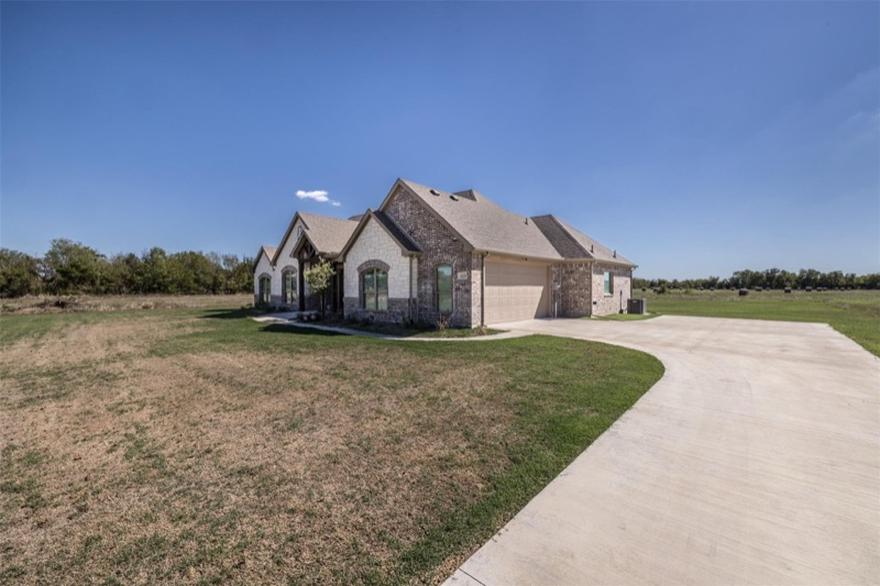 Home on County Road 2526, Quinlan, TX