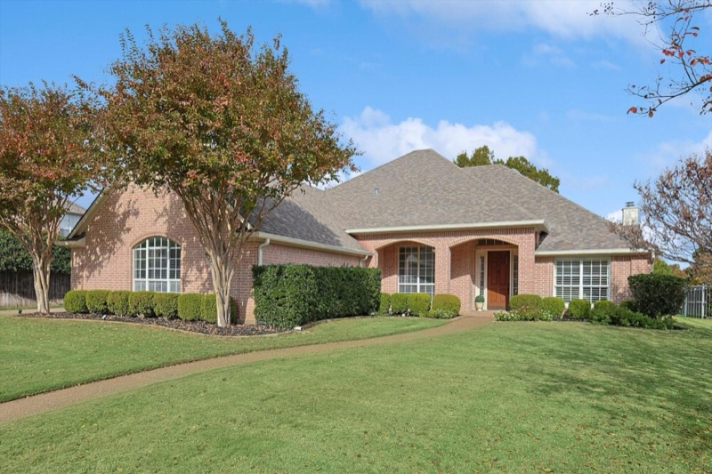 Home on Douglas  Avenue, Colleyville, TX