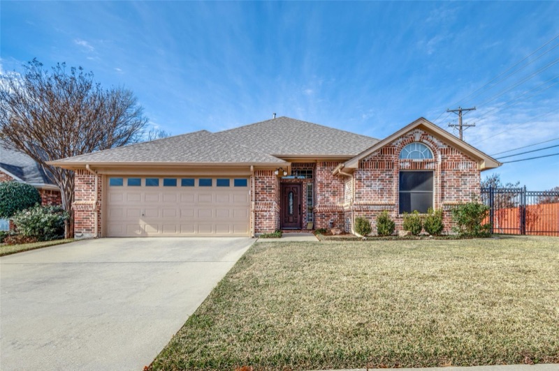 Home on Lorean  Court, Hurst, TX
