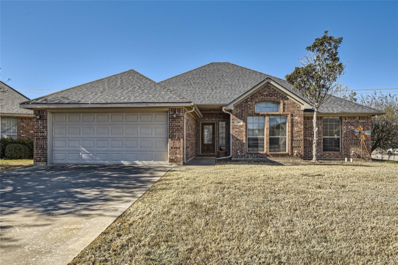 Home on Snapper  Drive, Burleson, TX