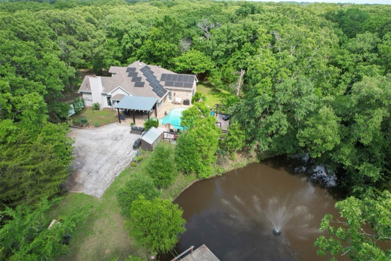 Home on County Road 2450, Terrell, TX