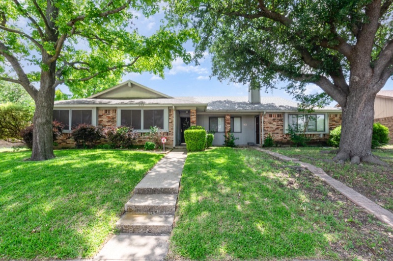 Home on E Amberway  Lane, Garland, TX
