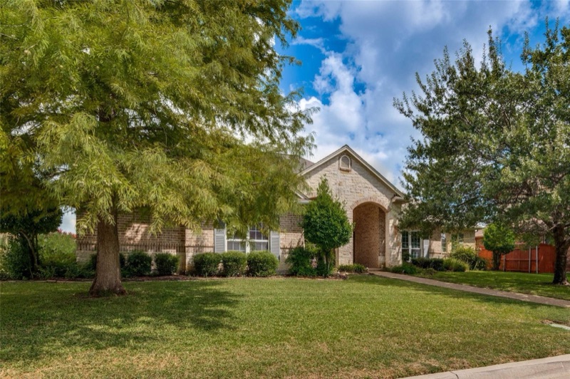 Home on Spanish Bay  Drive, Burleson, TX