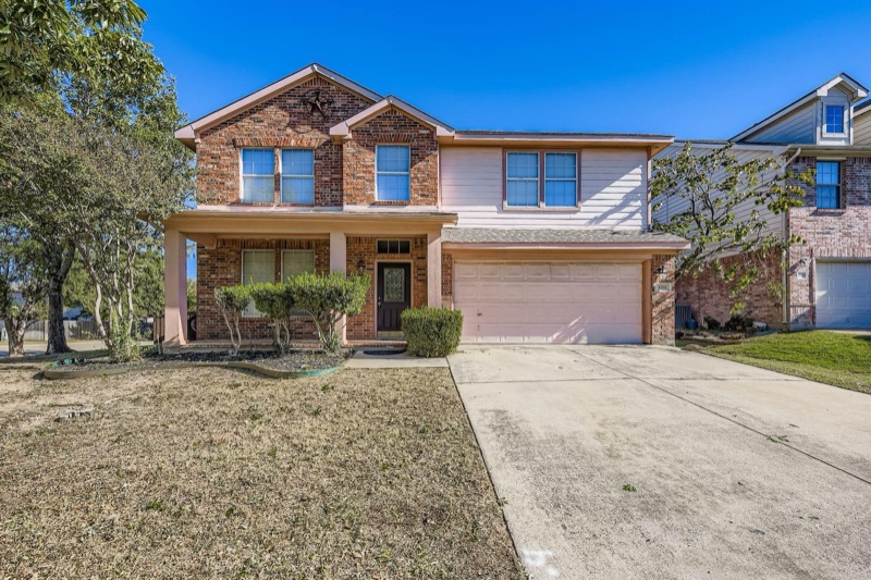 Home on Broken Bend Blvd, Fort Worth, TX