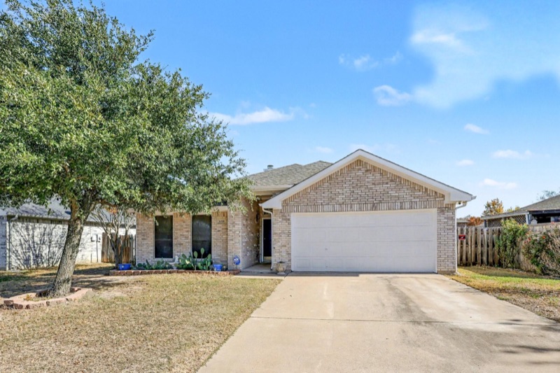 Home on Embercrest  Drive, Midlothian, TX