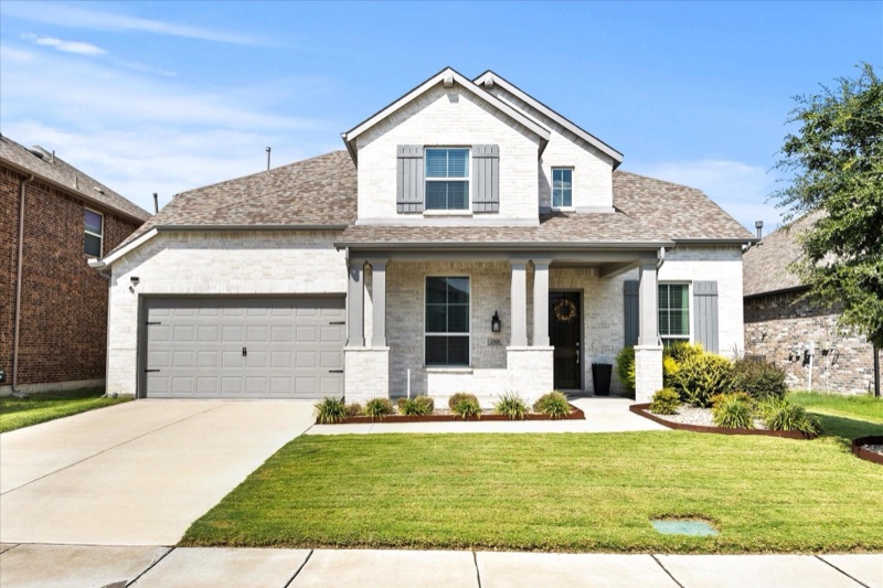 Home on Kleberg Dr, Forney, TX